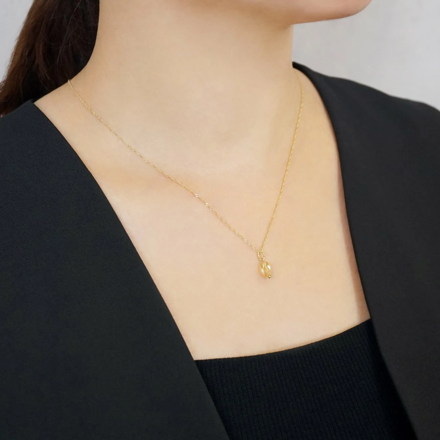 10K Citrine Polygon Shape Necklace Charm (Yellow Gold)