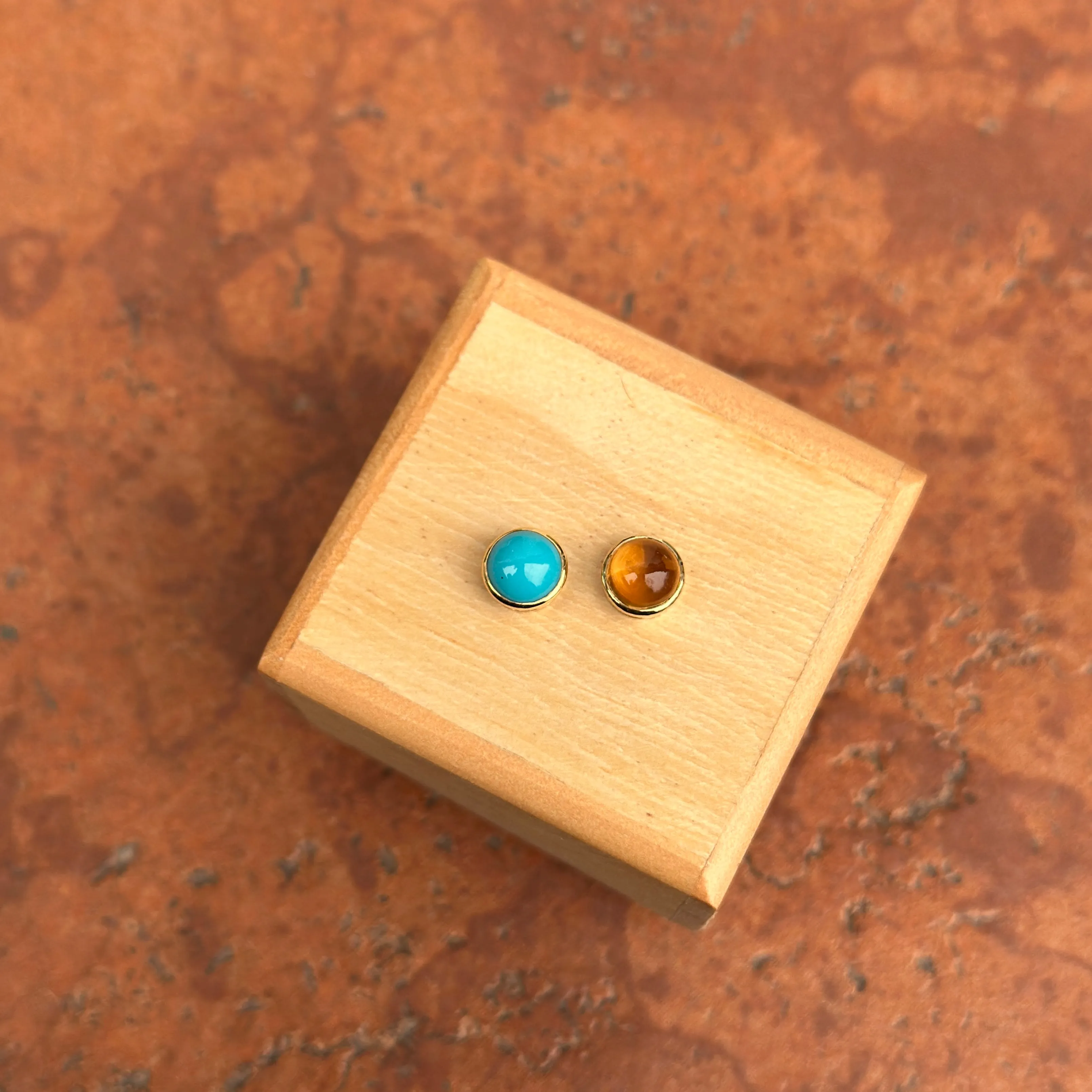 18KT Yellow Gold Round Cabochon Citrine Bezel Pendant Slide