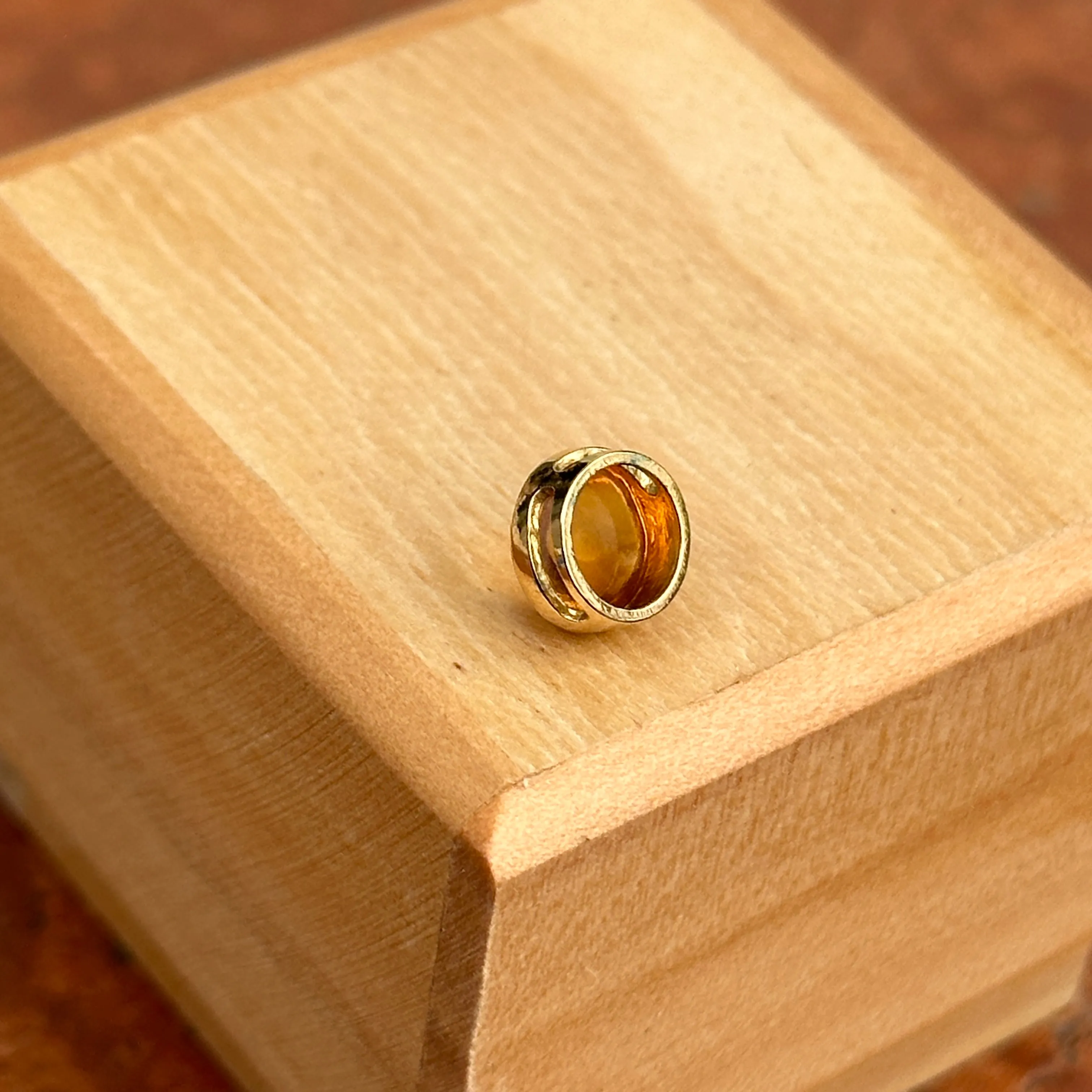 18KT Yellow Gold Round Cabochon Citrine Bezel Pendant Slide