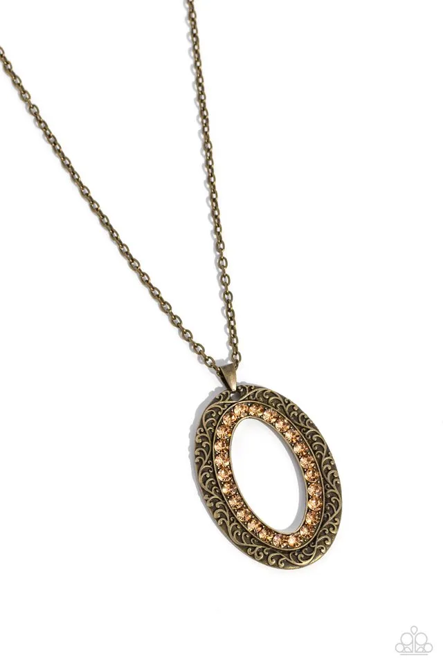 Paparazzi Necklace ~ Villa Vixen - Brass