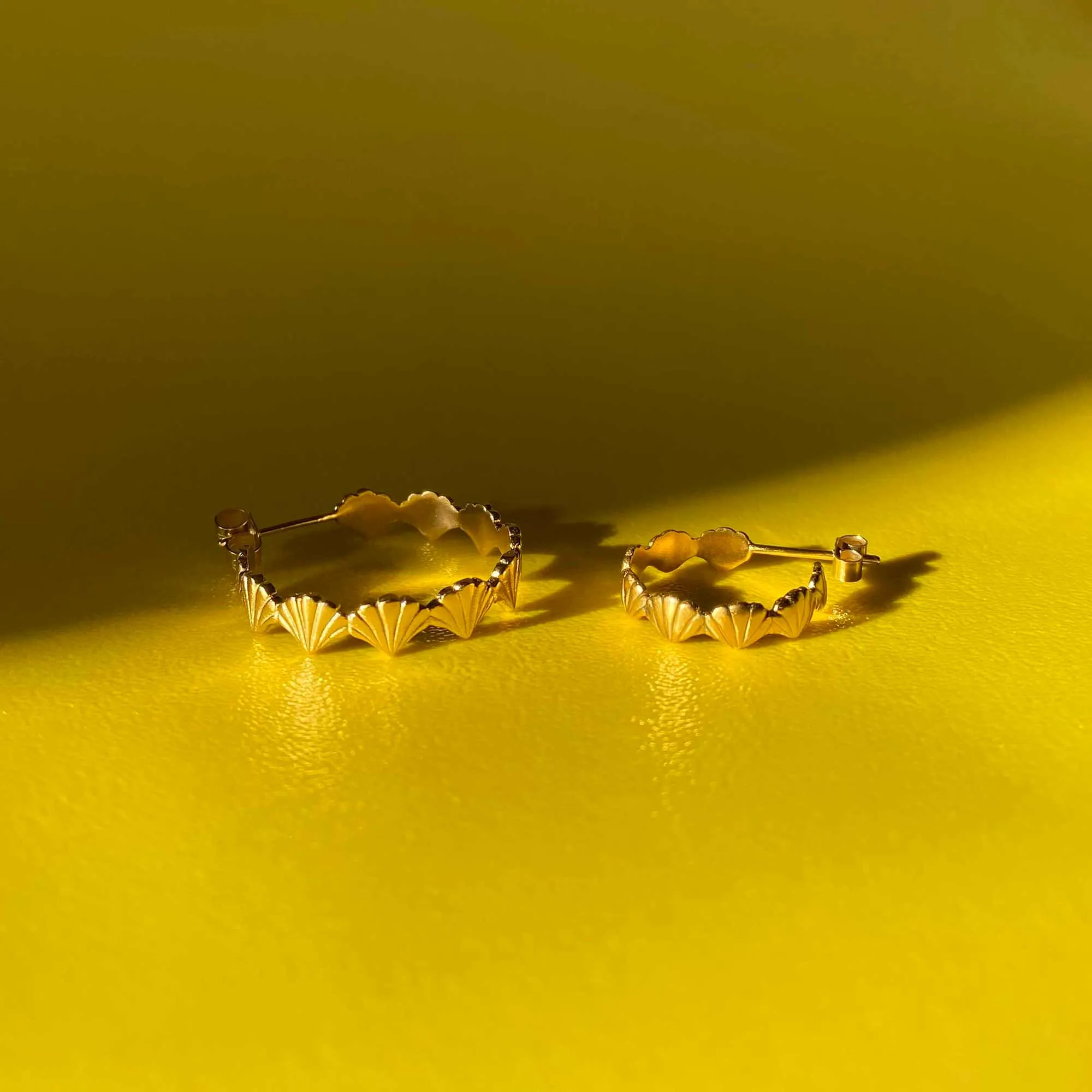 Tiny Shell Light Hoop Earrings
